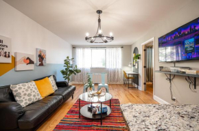 Downtown ATL Condo w Pool King Bed LM1K2T